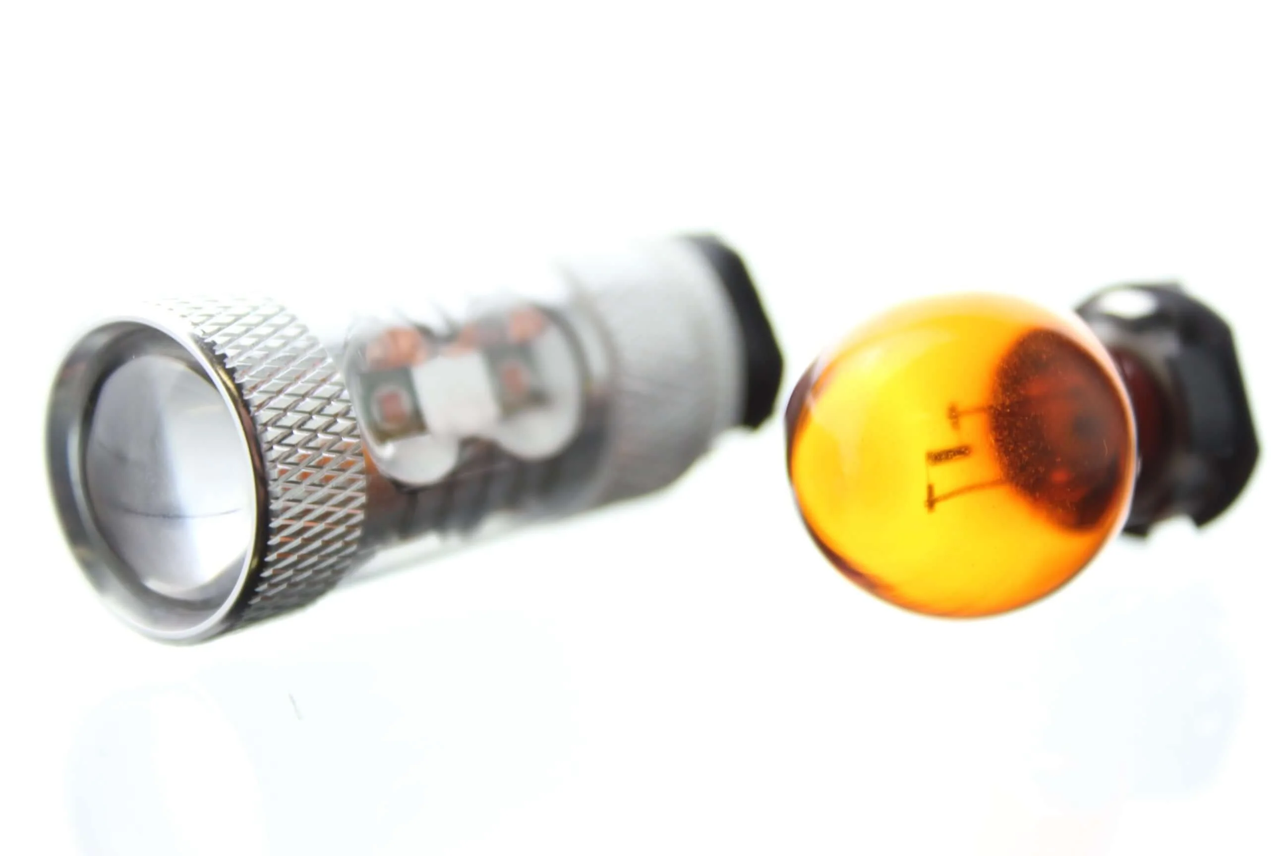 PWY24W LED bulb - Amber - Image 3